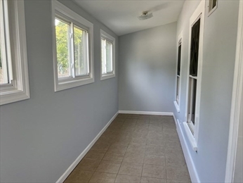 1 bed, 1.5 bath apartment for rent at 709 Hammond St Unit 1, Chestnut Hill — photo 3 of 12