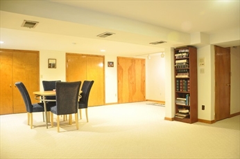 3 bed, 2.5 bath apartment for rent at 4 Crestview Ln Unit 0, Milton — photo 16 of 19