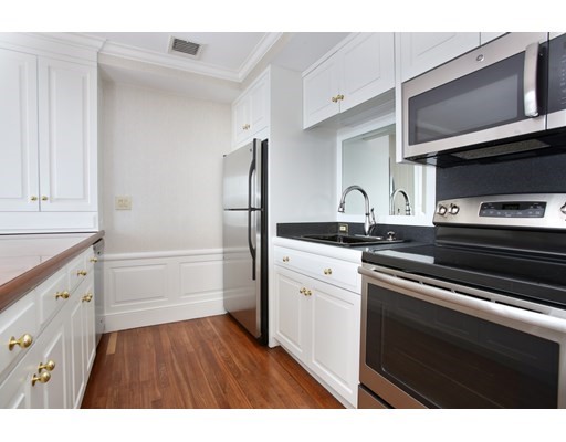 2 bed, 2.5 bath apartment for rent at 2 Commonwealth Ave Unit 11H, Back Bay — photo 23 of 24