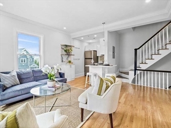 3 bed, 2 bath apartment for rent at 13 Emerson St Unit 2, Newton Centre — photo 4 of 16