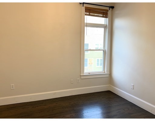 3 bed, 2.5 bath apartment for rent at 88 G St Unit 1, South Boston — photo 2 of 17