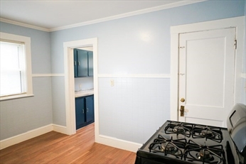 2 bed, 1 bath apartment for rent at 21 Logan St Unit 1, Roxbury — photo 3 of 18