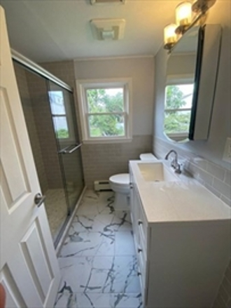 3 bed, 1 bath apartment for rent at 31 Sanford St Unit 1, Hyde Park — photo 6 of 7