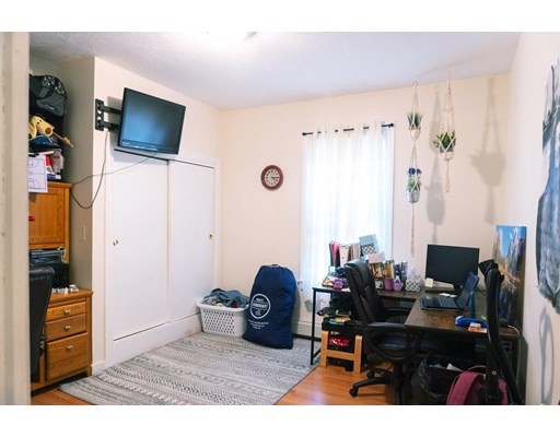 2 bed, 1 bath apartment for rent at 793 Main St Unit 4, Malden — photo 2 of 12