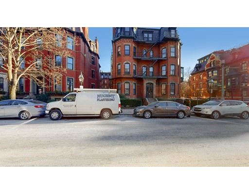 1 bed, 1 bath apartment for rent at 92 Marlborough St Unit 7, Back Bay