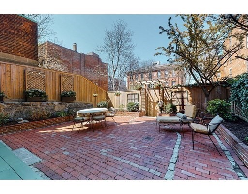 2 bed, 2 bath apartment for rent at 23 Pinckney St Unit 1, Beacon Hill — photo 25 of 27