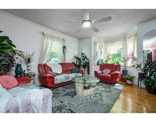 4 bed, 2.5 bath apartment for rent at 1528 Eastern Ave Unit 1, Malden — photo 21 of 40
