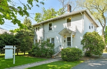 4 bed, 2.5 bath apartment for rent at 41 Wessex Rd Unit 0, Newton Centre — photo 1 of 9