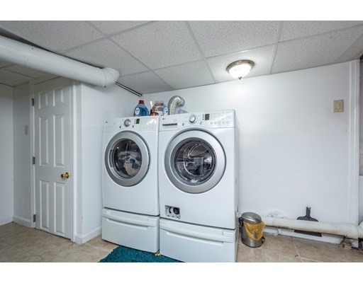 4 bed, 2.5 bath apartment for rent at 1528 Eastern Ave Unit 1, Malden — photo 23 of 40
