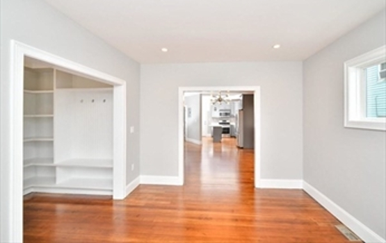 2 bed, 1 bath apartment for rent at 117 Blake St Unit 1, Hyde Park — photo 4 of 11