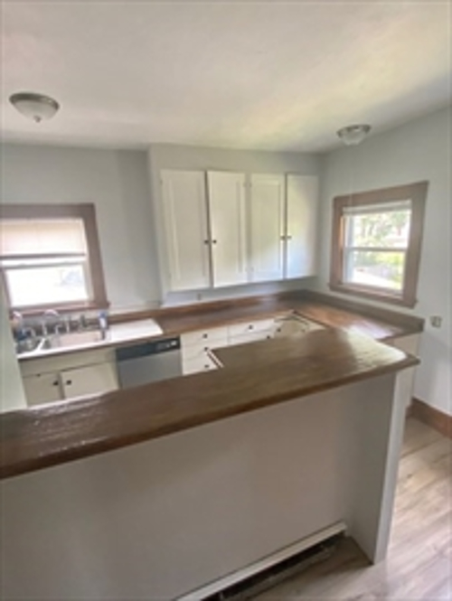 3 bed, 2 bath apartment for rent at 214 Billings St Unit 2, North Quincy — photo 3 of 18
