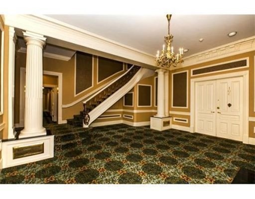 1 bed, 1 bath apartment for rent at 280 Commonwealth Ave Unit 202, Back Bay — photo 3 of 8