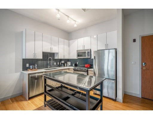 1 bed, 1 bath apartment for rent at 320 D St Unit 405, South Boston — photo 25 of 35