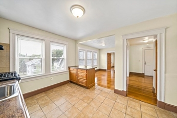 2 bed, 1 bath apartment for rent at 742 River St Unit 5, Hyde Park — photo 5 of 14