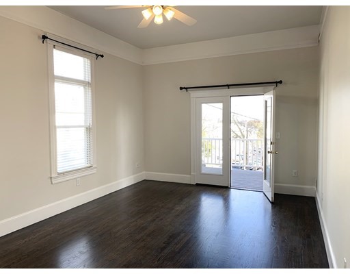 3 bed, 2.5 bath apartment for rent at 88 G St Unit 1, South Boston — photo 3 of 17