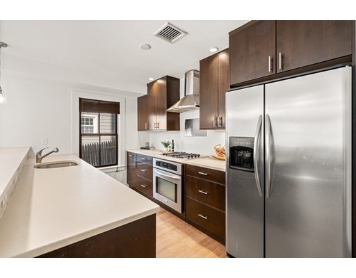 2 bed, 2 bath apartment for rent at 103 Russell St Unit 1, Charlestown — photo 35 of 36