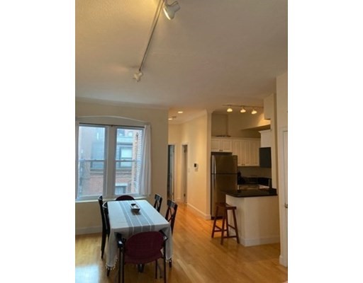2 bed, 1 bath apartment for rent at 53 Garden St Unit 5, Beacon Hill — photo 27 of 30