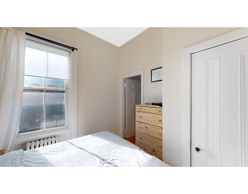 1 bed, 1 bath apartment for rent at 92 Marlborough St Unit 7, Back Bay — photo 2 of 13