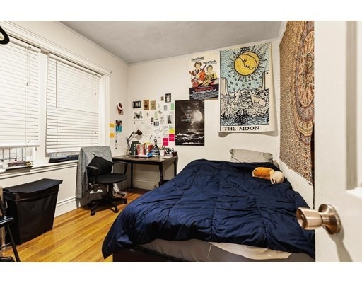 3 bed, 1 bath apartment for rent at 56 Charlesgate East Unit 135, Fenway — photo 2 of 4