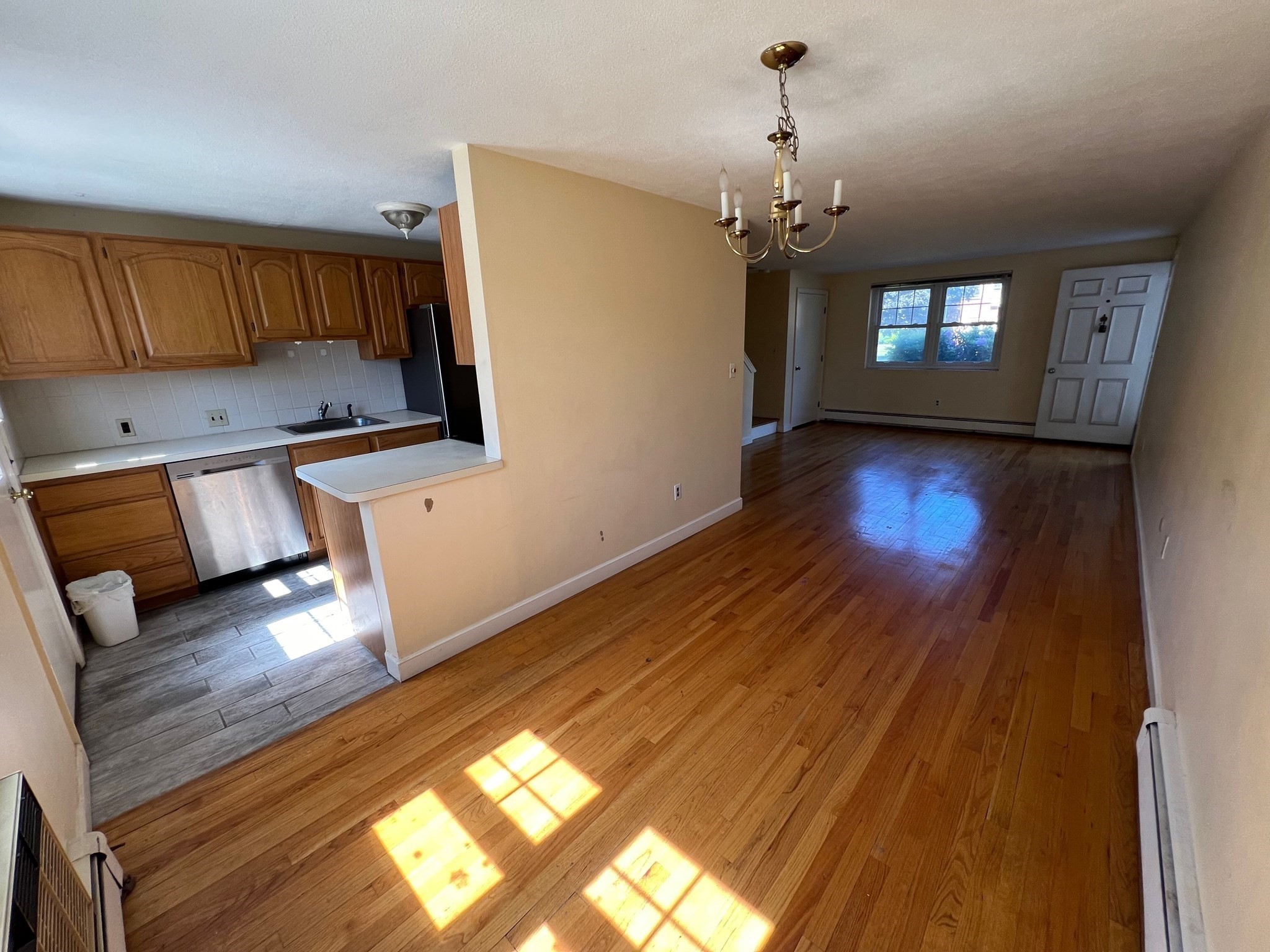 2 bed, 1 bath apartment for rent at 123 Emerson Gardens Rd Unit 123, Lexington — photo 5 of 16
