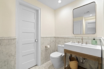 3 bed, 2.5 bath apartment for rent at 57 Monmouth St Unit Sf, Longwood — photo 23 of 28