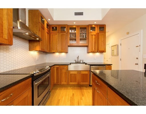 2 bed, 2 bath apartment for rent at 212 Canton St Unit 3, South End — photo 24 of 25