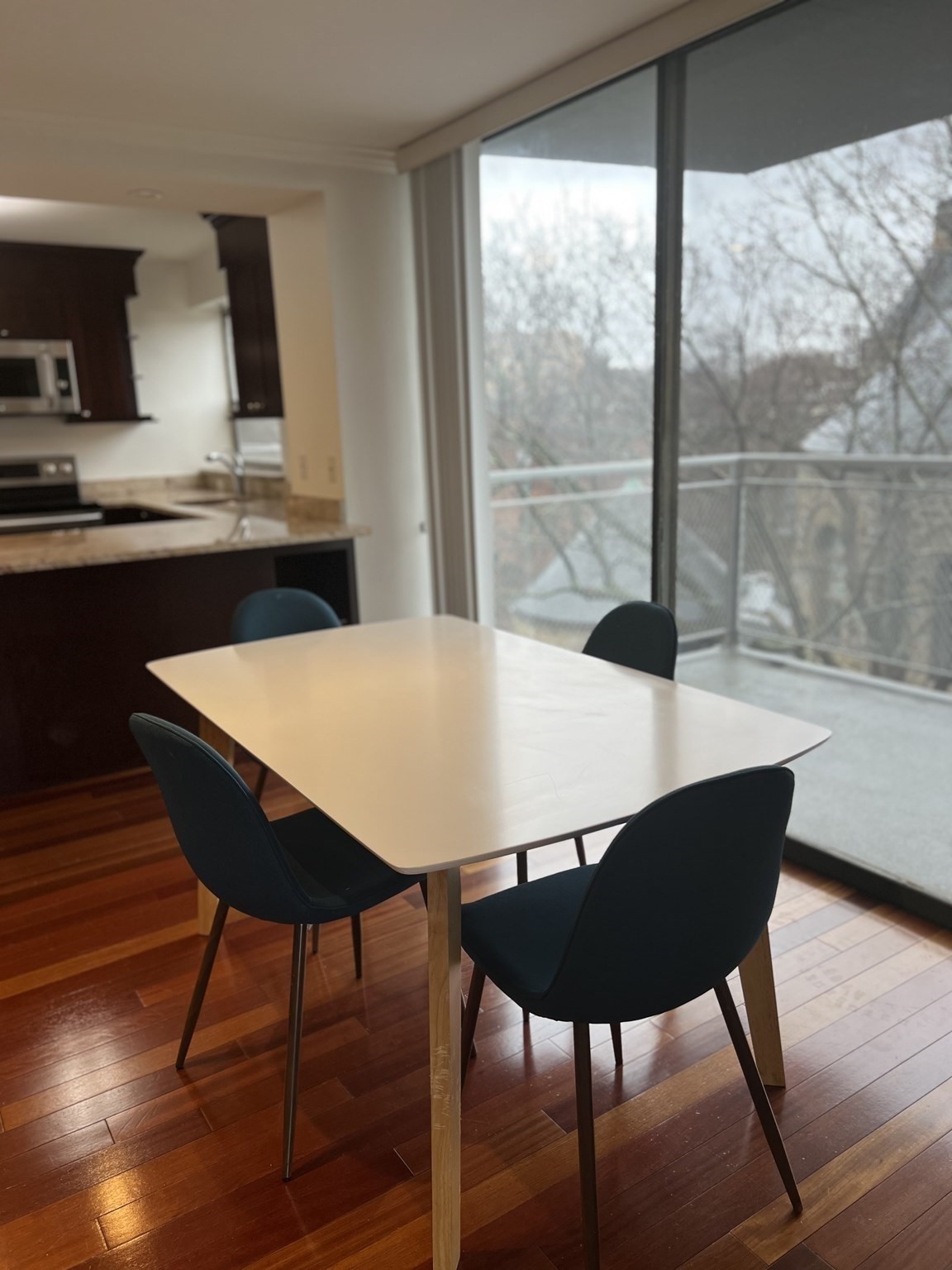 2.5 bed, 2 bath apartment for rent at 70 Park St Unit 65, Griggs Park — photo 4 of 19