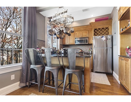 1 bed, 1 bath apartment for rent at 514 1/2 3rd St Unit 3, South Boston — photo 4 of 14