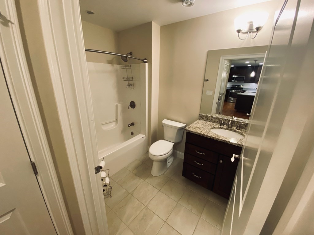 2 bed, 2 bath apartment for rent at 245 Cambridge St Unit 306, Burlington Town Center — photo 8 of 10