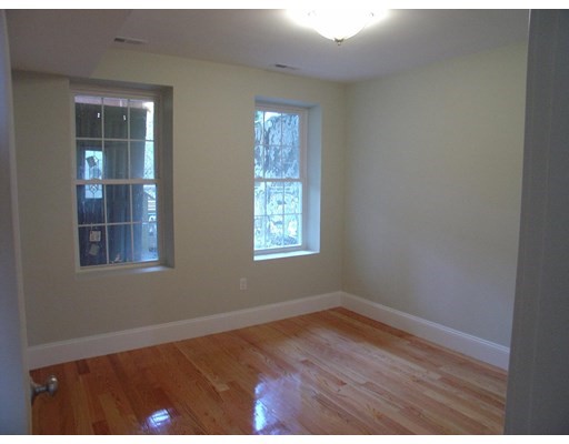 3 bed, 2 bath apartment for rent at 1422 Columbia Rd Unit 1, South Boston — photo 5 of 9