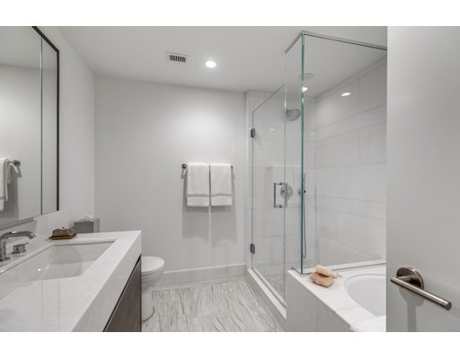 3 bed, 2 bath apartment for rent at 100 Lovejoy Pl Unit 3L, Waterfront — photo 5 of 12