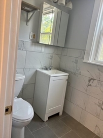 1 bed, 1.5 bath apartment for rent at 709 Hammond St Unit 1, Chestnut Hill — photo 6 of 12