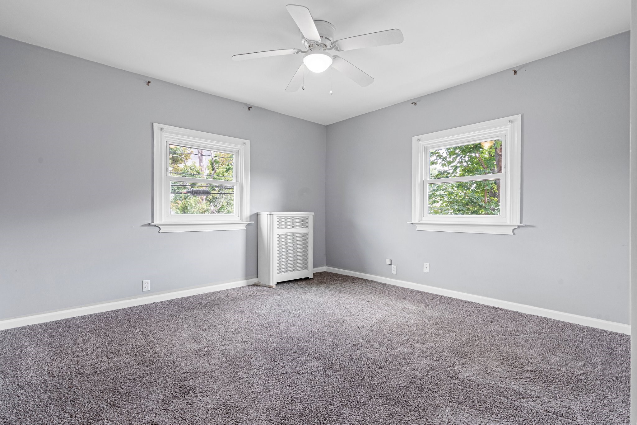 4 bed, 2 bath apartment for rent at 49 Prospect St Unit 2, Banks Square — photo 6 of 12