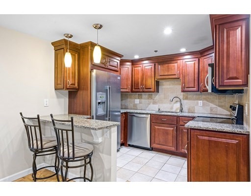 1 bed, 1 bath apartment for rent at 357 Commercial St Unit 9, Waterfront — photo 5 of 19