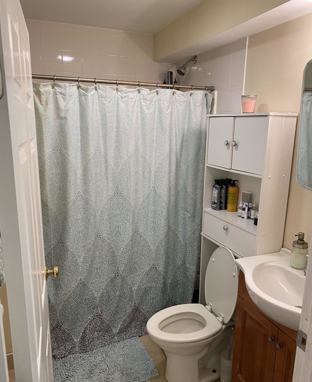 3 bed, 2 bath apartment for rent at 47 Chelsea St Unit 1, East Boston — photo 4 of 10
