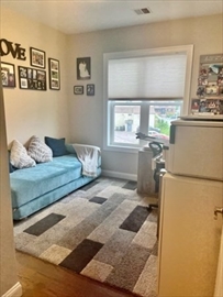 3 bed, 2 bath apartment for rent at 966 Hyde Park Ave Unit 303, Hyde Park — photo 7 of 14