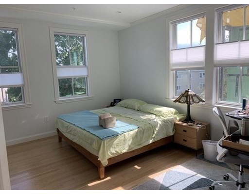 3 bed, 2.5 bath apartment for rent at 50 Waverly St Unit C, Brighton — photo 6 of 23