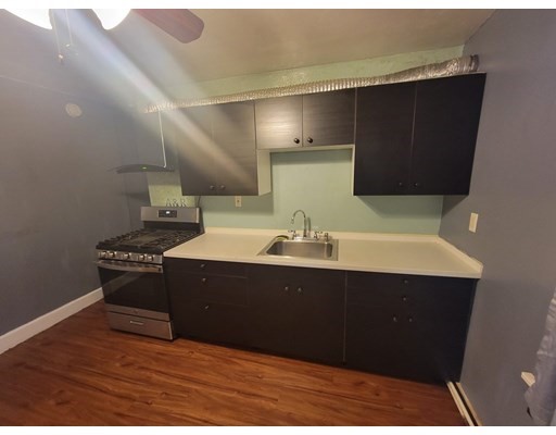 4 bed, 1 bath apartment for rent at 22 Holmes St Unit 2, Malden — photo 6 of 17