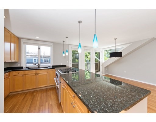 3 bed, 2.5 bath apartment for rent at 25 Union Park Unit 0, South End — photo 6 of 21