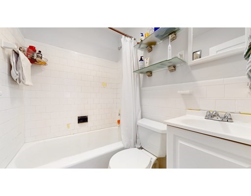 1 bed, 1 bath apartment for rent at 92 Marlborough St Unit 7, Back Bay — photo 5 of 13