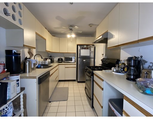 2 bed, 2 bath apartment for rent at 99 Pond Ave Unit 325, Longwood — photo 4 of 6