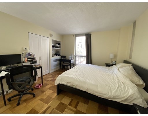 2 bed, 2 bath apartment for rent at 99 Pond Ave Unit 325, Longwood — photo 3 of 6