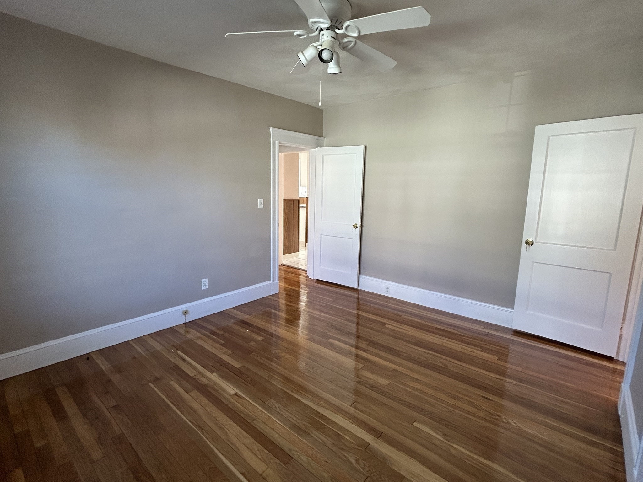 32-34 Fessenden Rd, Arlington Heights