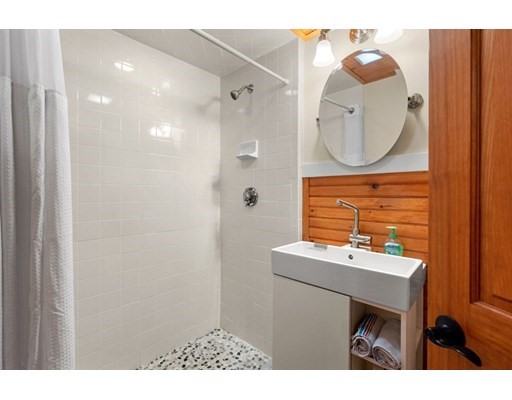 2 bed, 2 bath apartment for rent at 6 North Hudson St Unit 1, North End — photo 21 of 33