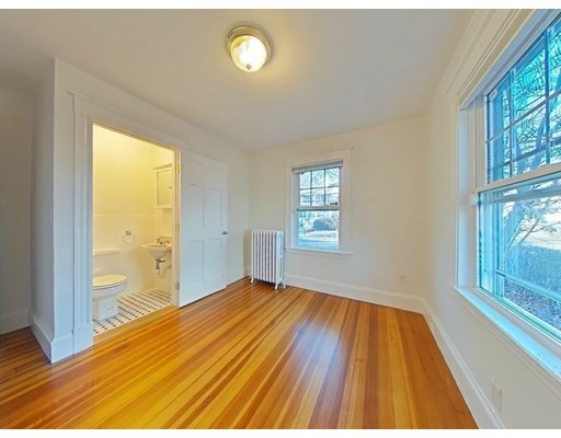 3 bed, 1.5 bath apartment for rent at 44 Madison Ave Unit 2, Newton — photo 7 of 16