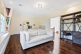 3 bed, 2.5 bath apartment for rent at 57 Monmouth St Unit Sf, Longwood — photo 6 of 28