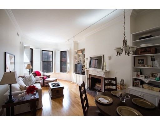 1 bed, 1 bath apartment for rent at 280 Commonwealth Ave Unit 202, Back Bay — photo 7 of 8
