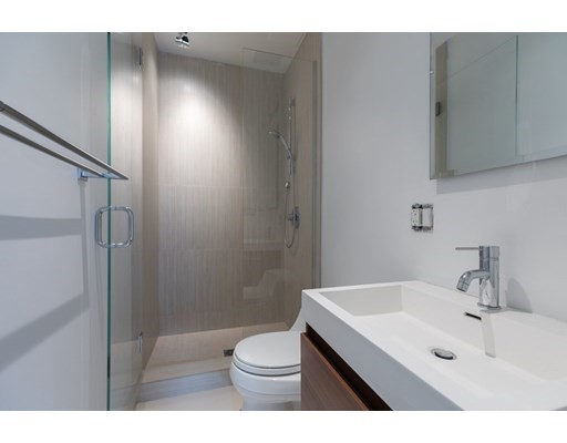 2 bed, 2.5 bath apartment for rent at 28 Union Park Unit 2, South End — photo 16 of 22