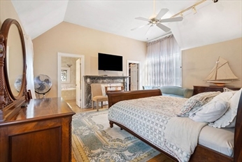 4 bed, 3 bath apartment for rent at 956 Blue Hill Ave Unit 0, Milton — photo 18 of 26