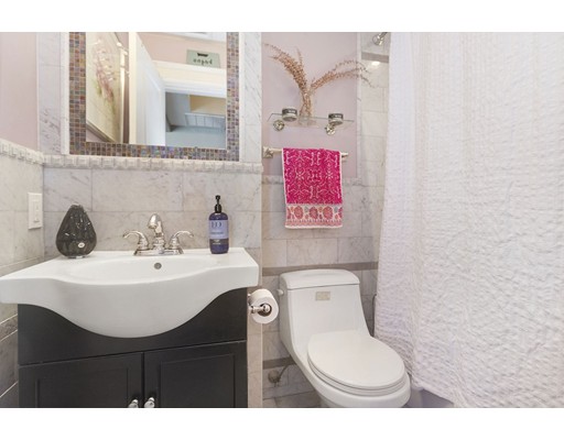 1 bed, 1 bath apartment for rent at 514 1/2 3rd St Unit 3, South Boston — photo 7 of 14